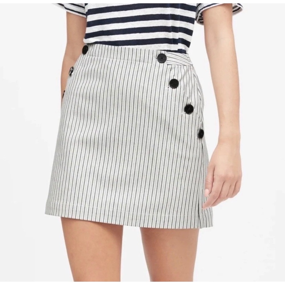Banana Republic Navy White Pinstripe Sailor Button Mini Skirt 00P Petite